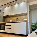 City Center Cozy Apartment