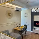City Center Cozy Apartment